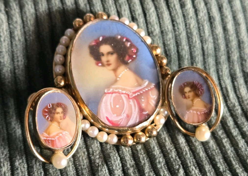 Signed CARL-ART 12k Gold Filled, Hand Painted Brooch And Earring Set.