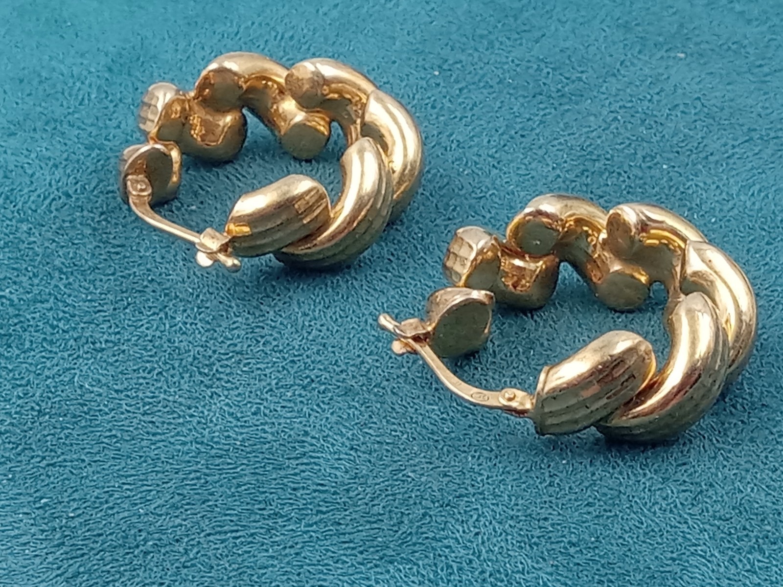 Designer ITAOR Sterling Silver & Gold Wash Earrings: About 1″ in Diameter