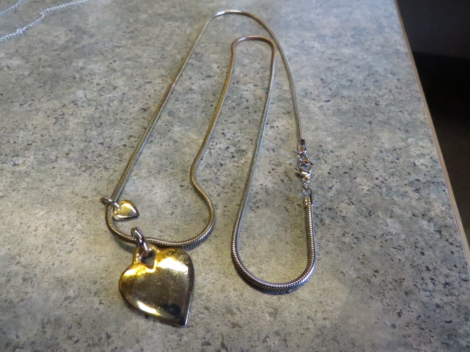 Vintage Chunky Heart Necklace Nicely Weighted 30″L Gold Tone Lobster Claw Clasp