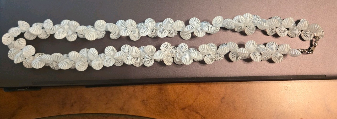 Vintage Modernist Genuine Lucite Coquilles Shell Necklace