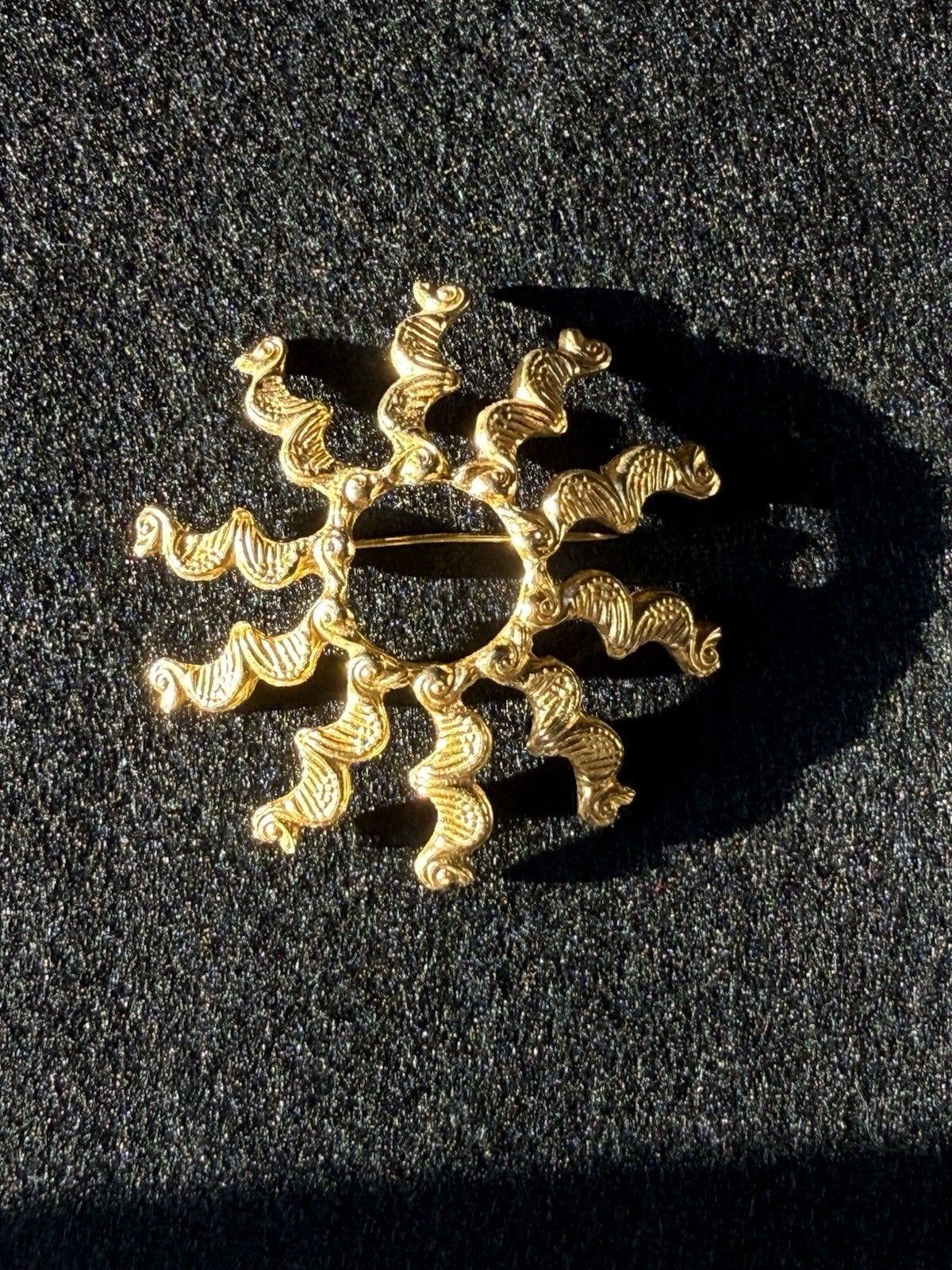 VTG Alva Museum Replica Celtic Celestial Sun Fashion Brooch, Gold-tone, Marked