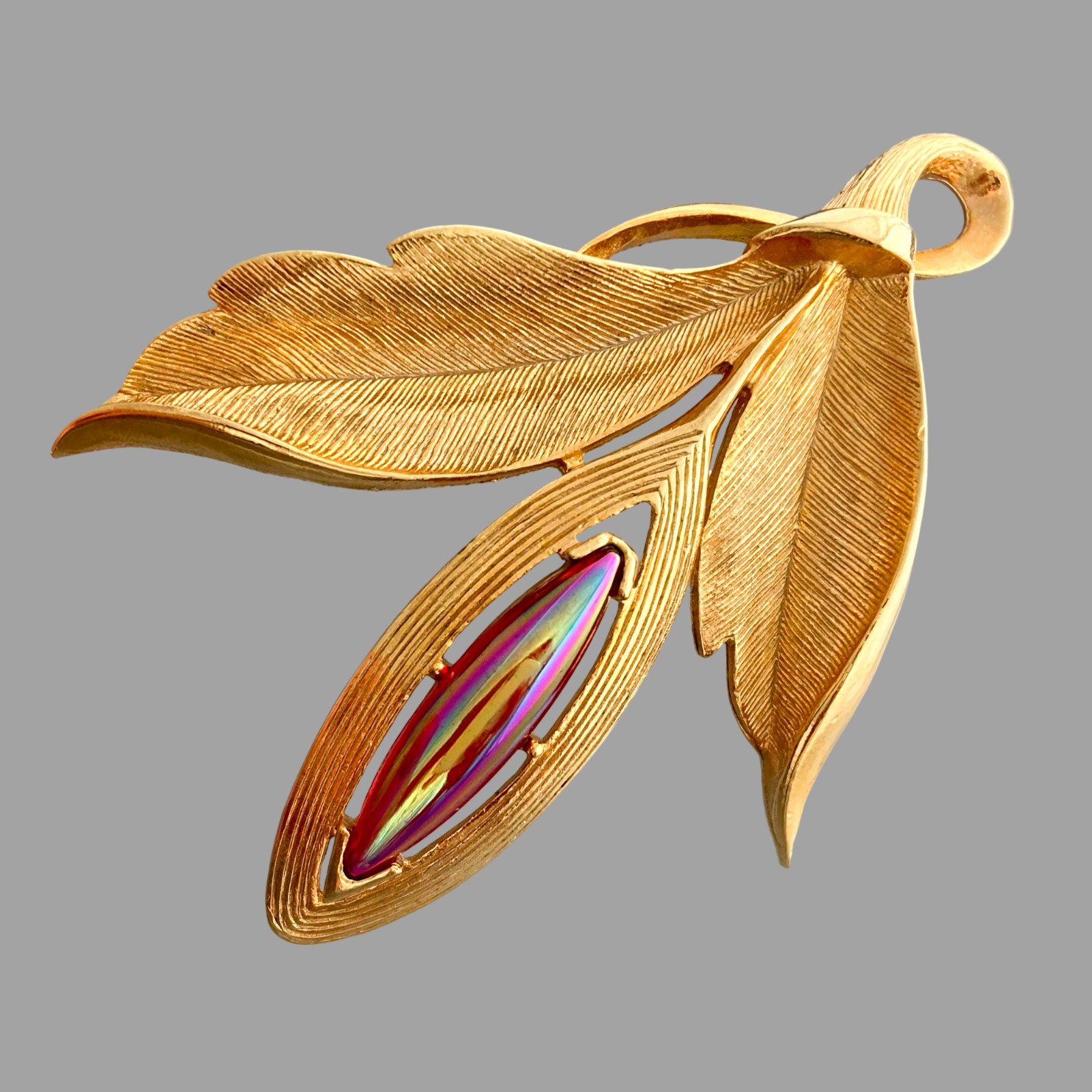 Vintage 1960s Unsigned Wheat Flower Leaf Red Iridescent Art Glass Figural Brooch