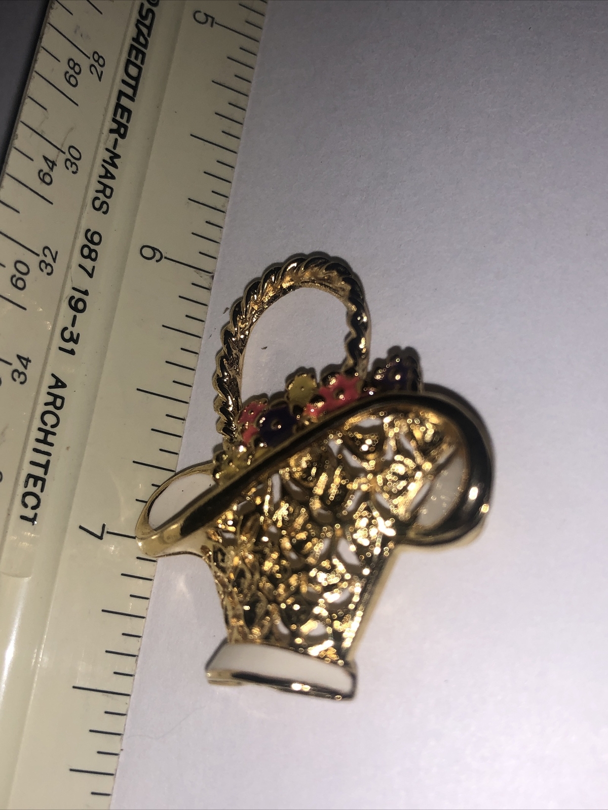 Vintage flower basket brooch pin gold toned multi color Gardener Floral