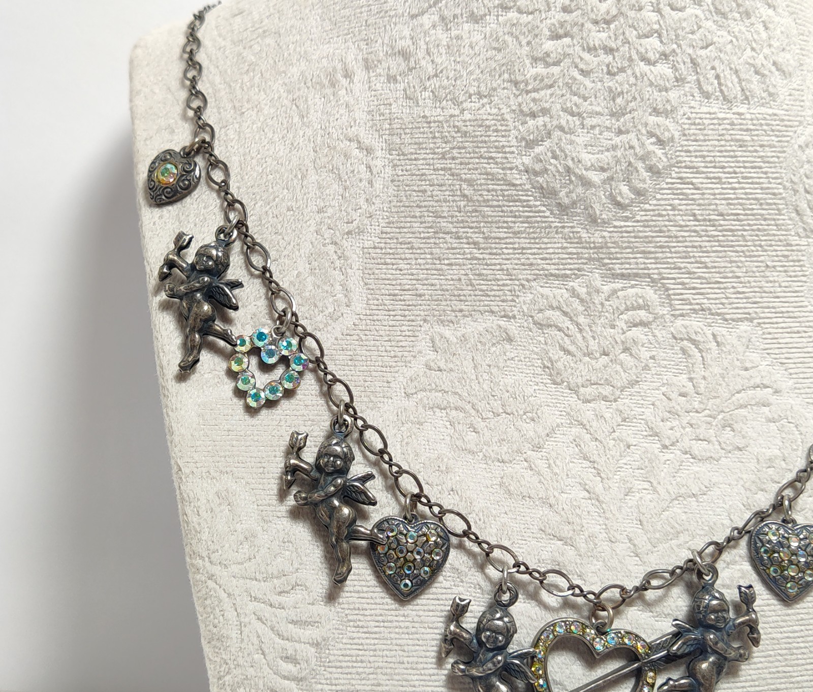 Lovely Vtg signed TOP SHELF JEWELRY AB Rhinestone Angel Design Silver Necklace