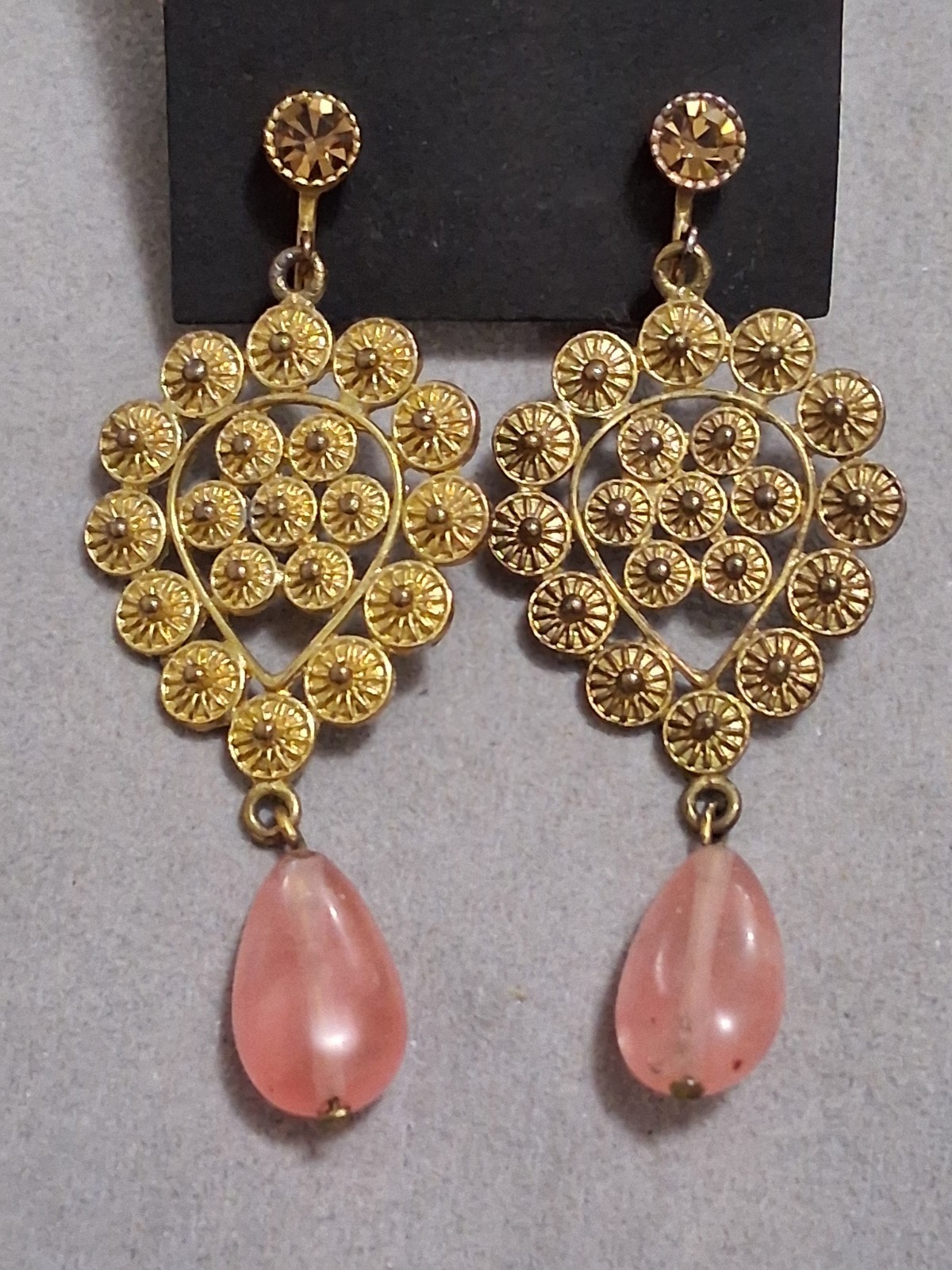 Vintage pink glass dangle drop stone ornate goldtone adjustable clip-on earrings