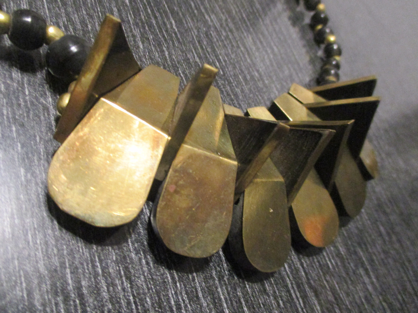 Vintage Gold Tone Metal Spike Resin Bead Punk Goth Industrial Choker Necklace