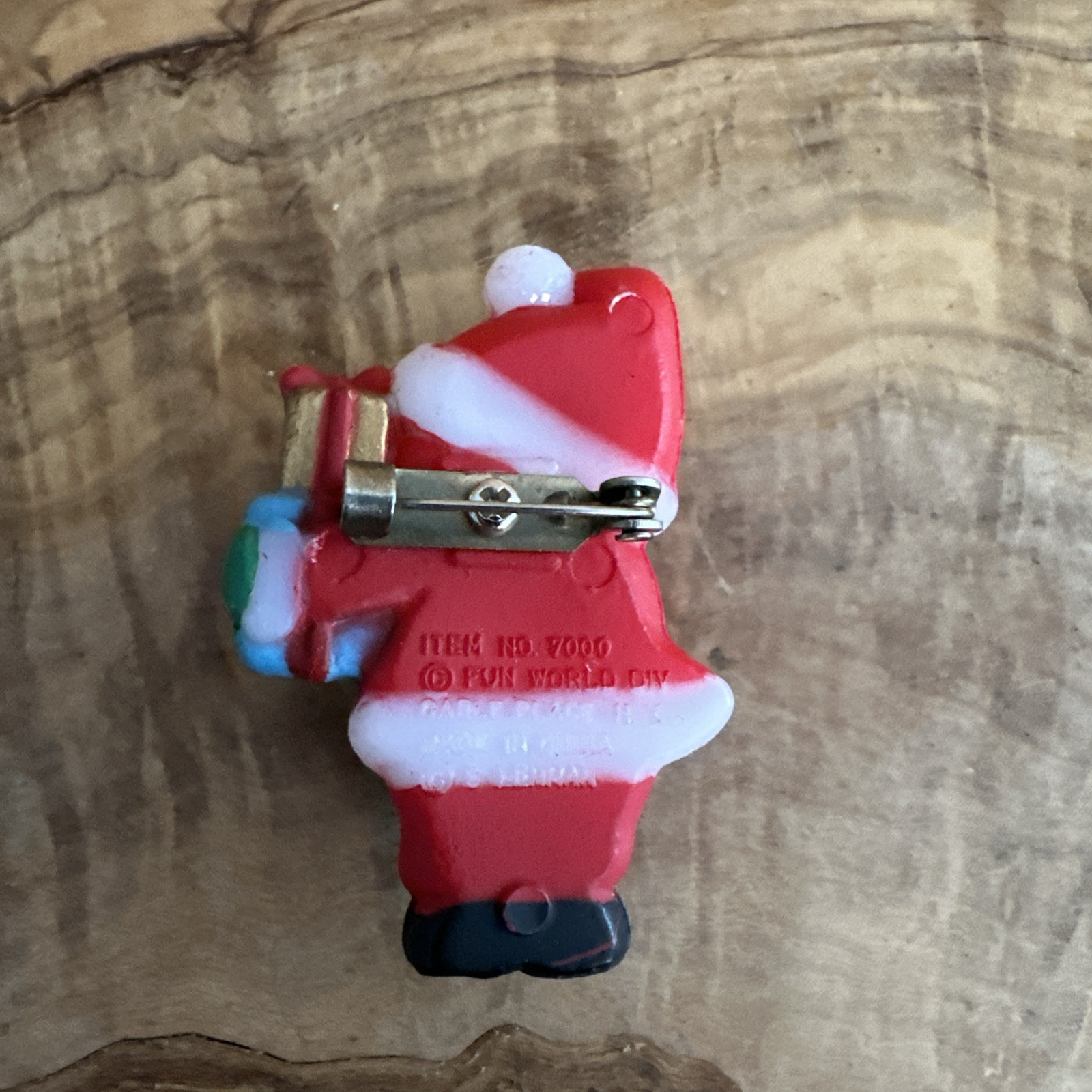 Vintage Plastic Santa Claus Pin Brooch by Fun World