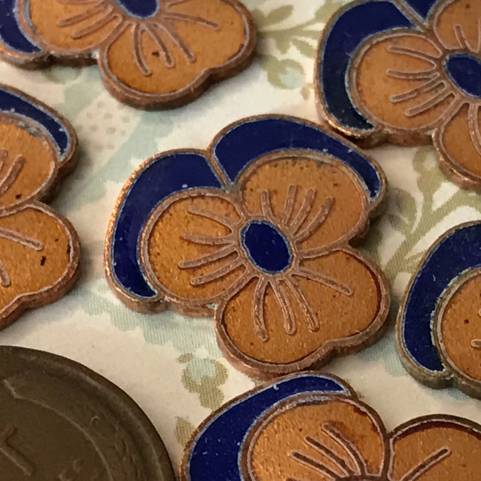 Enameled Pansy Findings,Vintage Pansies,Enamel Cabochons,19x6mm cabochons #G65A