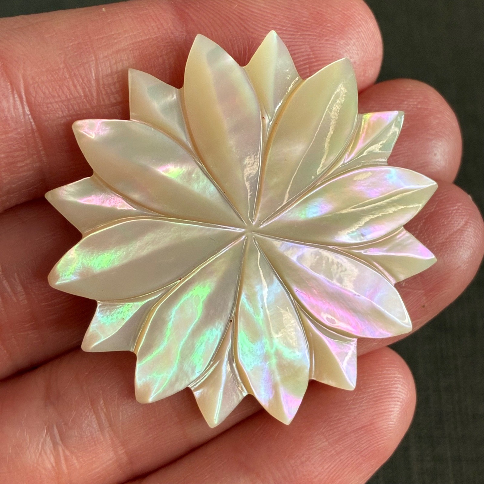 Vintage Mother Of Pearl Flower Brooch Carved Floral Iridescent Shell Pin 1.6″
