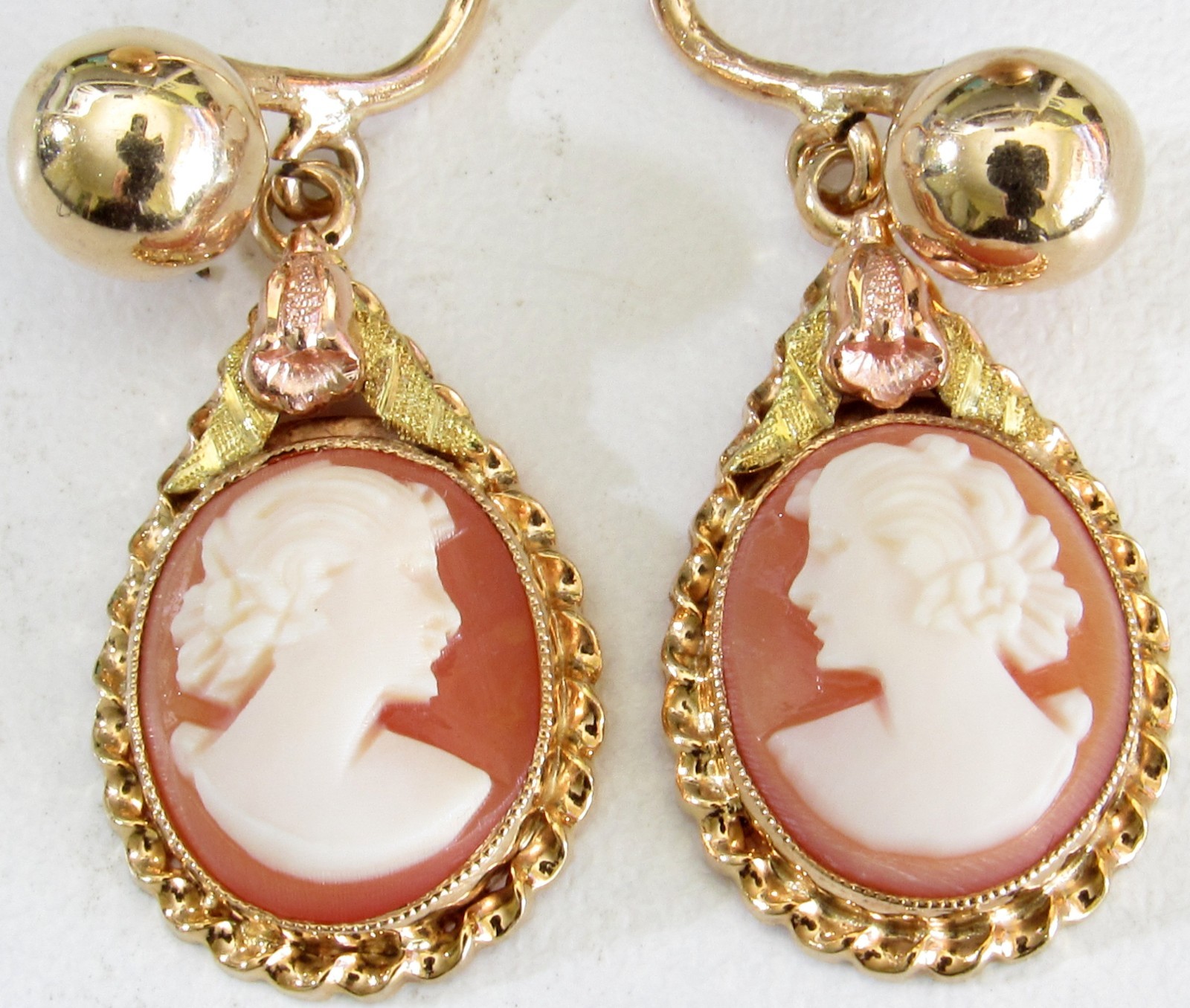 10K Gold – BDA Cameo Tear Drop, Screw Type Earrings – FREE Shipping!
