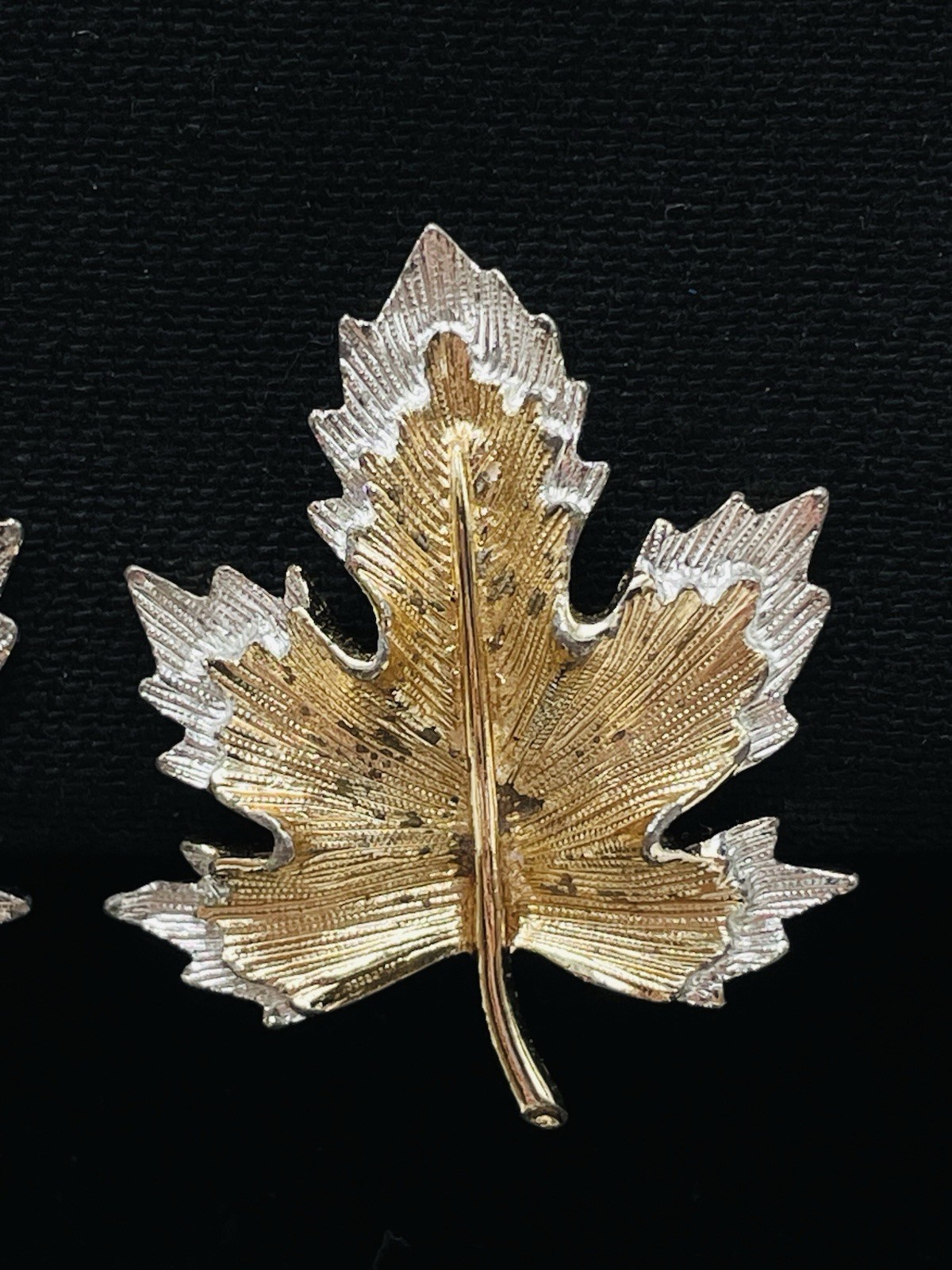 1964 Sarah Coventry “Nature’s Choice” Two Tone Clip On Leaf Earrings