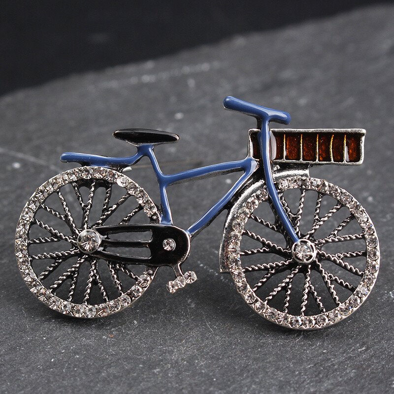 Retro Nostalgic Creative Niche Bike Brooch Women Men Jewelry Gift Accessories