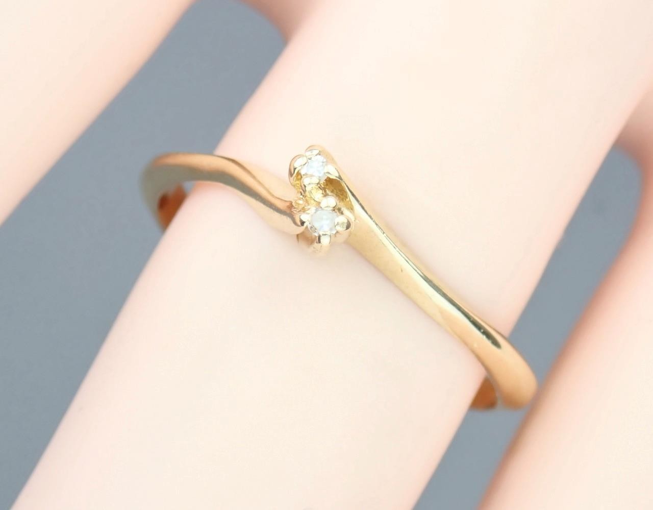 Dainty Vintage Estate Solid 14K Gold SAMUEL AARON Diamond Toi Et Moi Ring NY 6.5