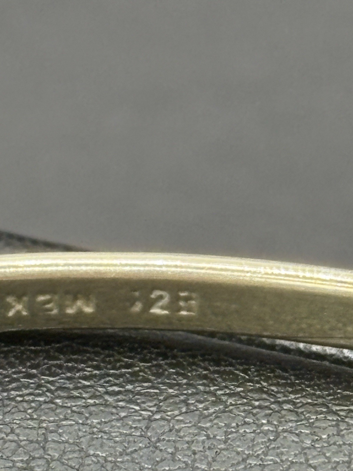 Vintage Sterling Silver Hook 7″ Clasp Bangle Bracelet 10 Grams Mexico F24