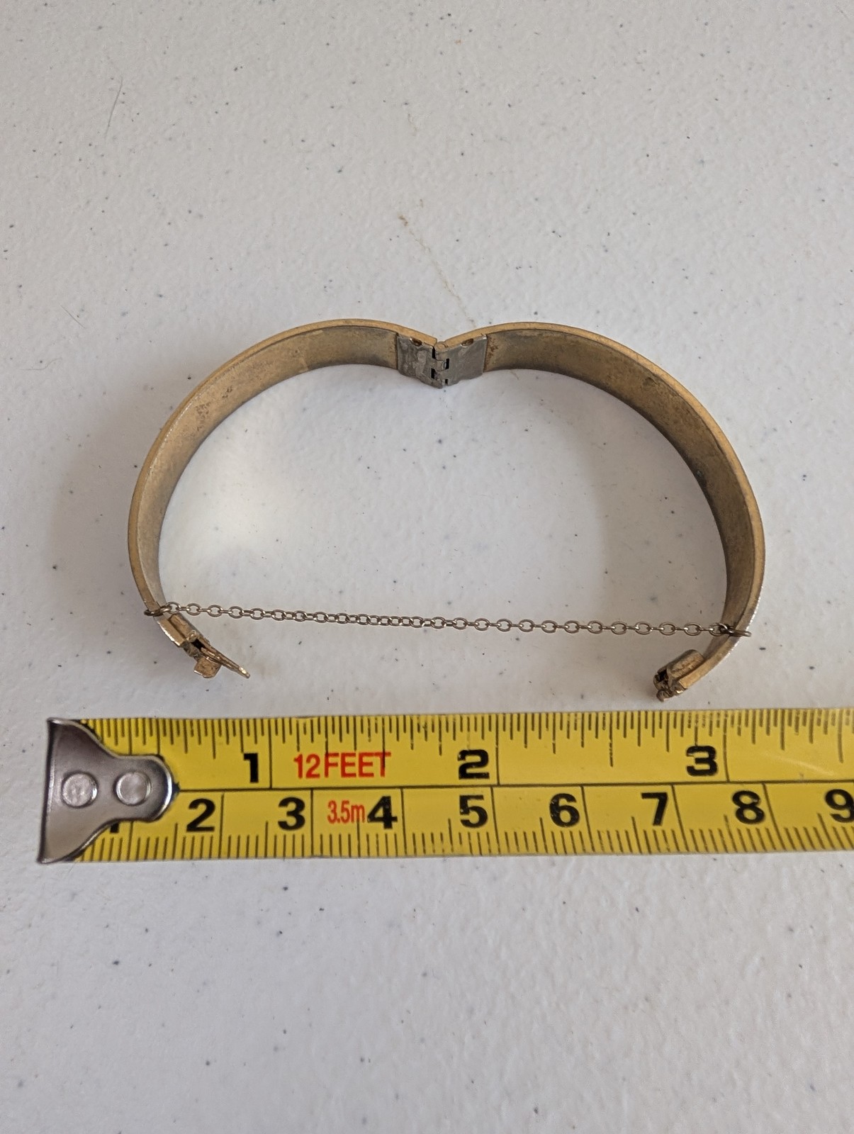 Vintage Gold Tone Embossed Floral Geometric Hinge Bangle Bracelet with Safety