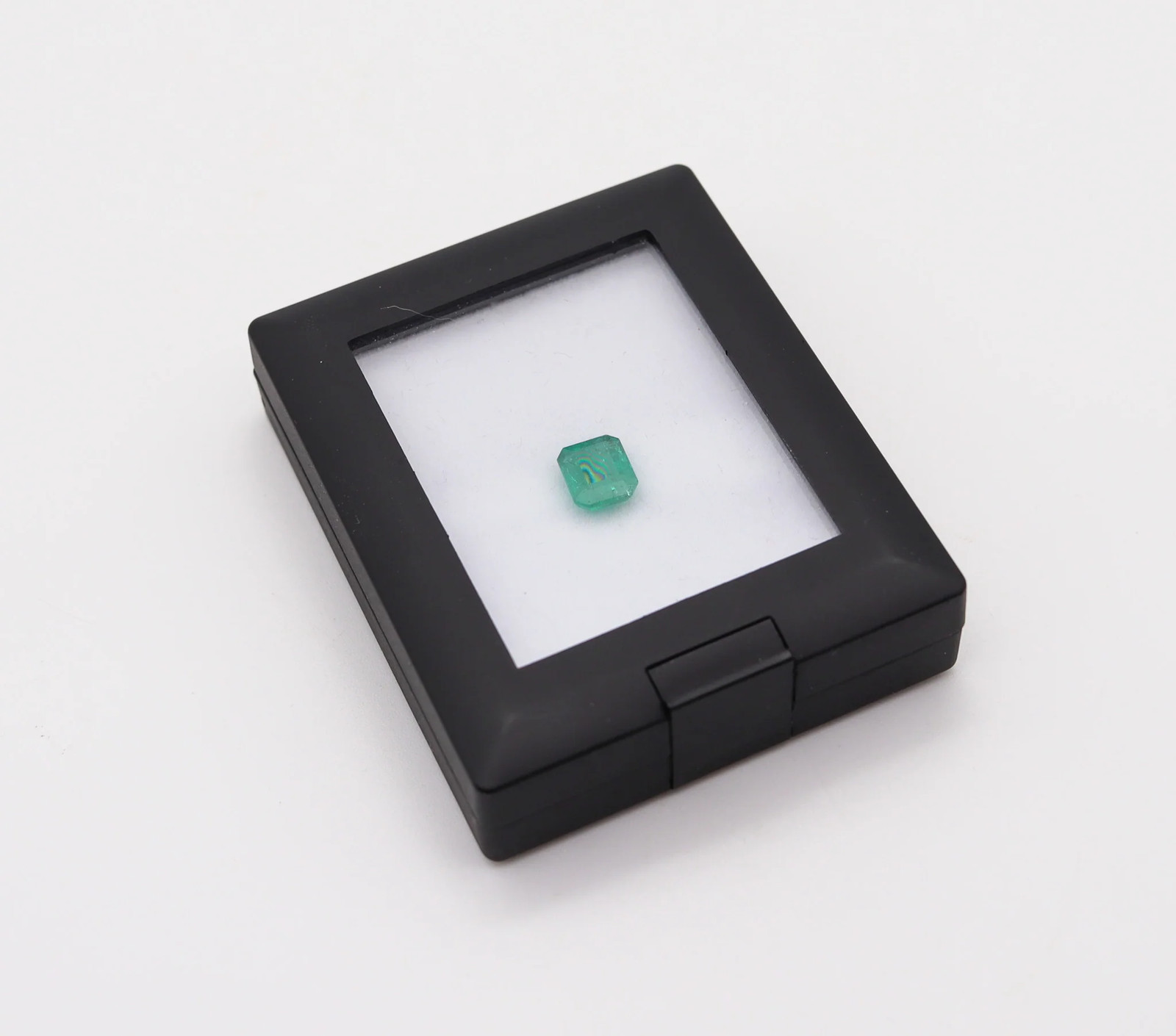 CERTIFIED Emerald Rectangular Shape Vivid Green 2.89 Carats AGL-1128590