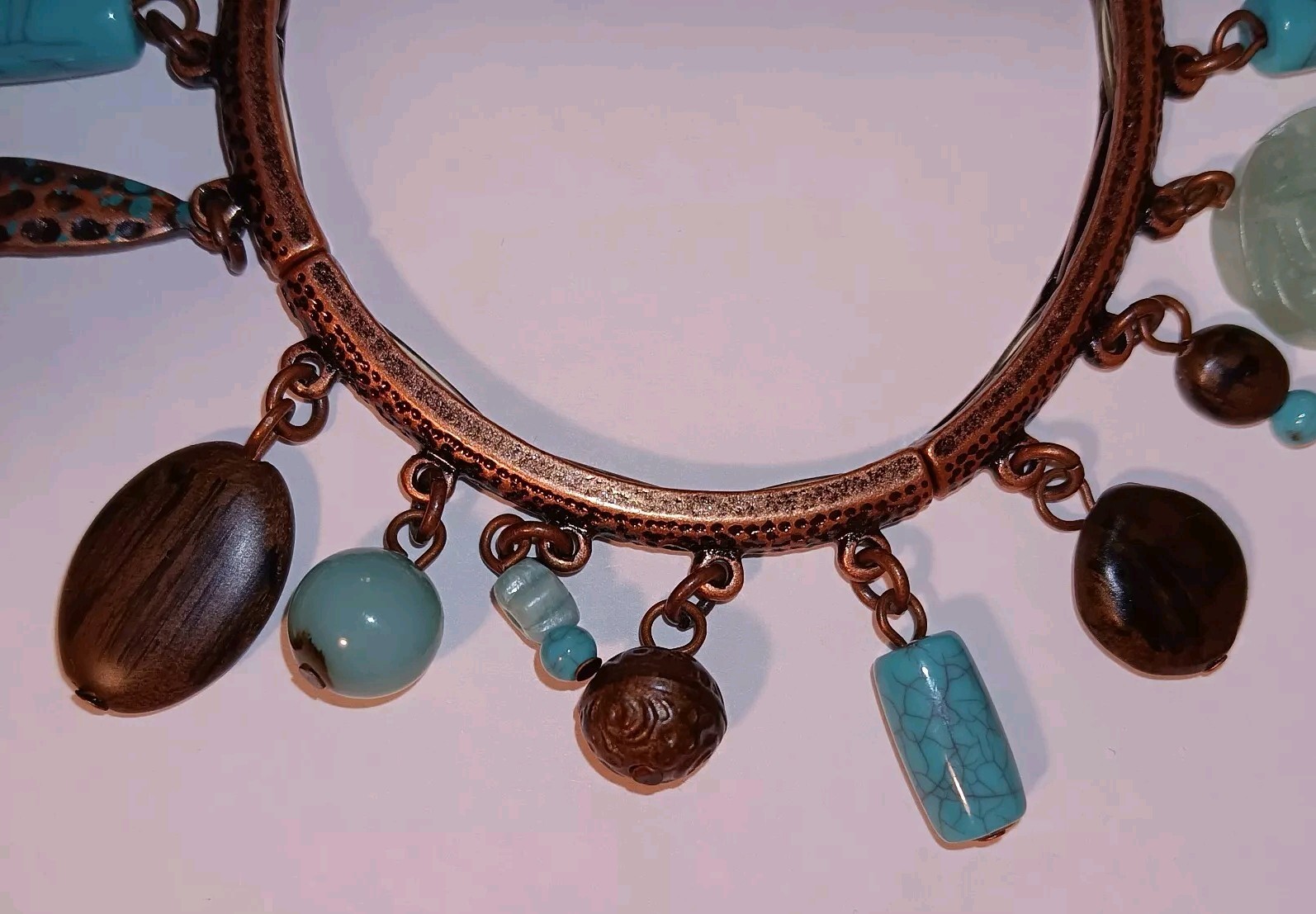 VTG Strechable Bracelet Gold Tone W/wood And Turquois Beads 1960s Dangling