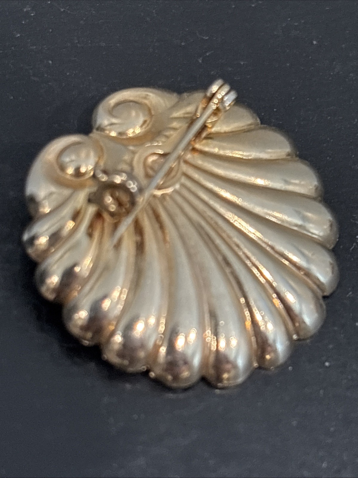 Lot 12 Fashion Jewelry Pins Vintage Now Faux Pearls Shell Leaf Leaves Flowers