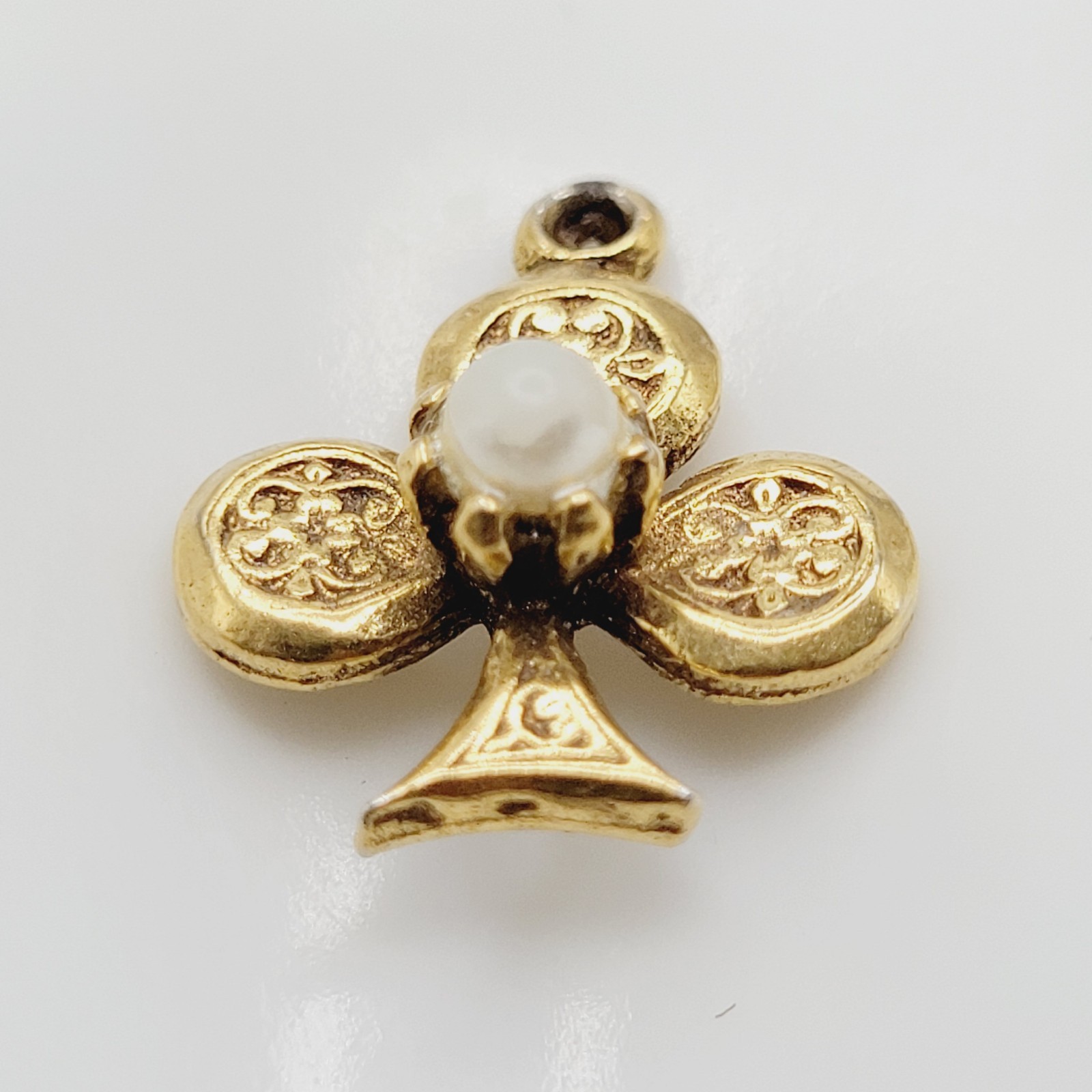 Clover Trefoil Shape Baroque Revival Vintage Gold Tone Faux Pearl Charm Pendant