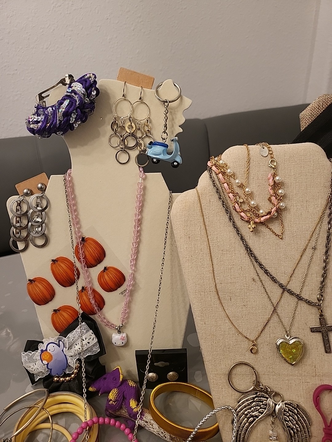 Costume Jewelry Lot 90 Pc + Girls Dress Up Box Collectibles, Hair Pcs And MoreG4