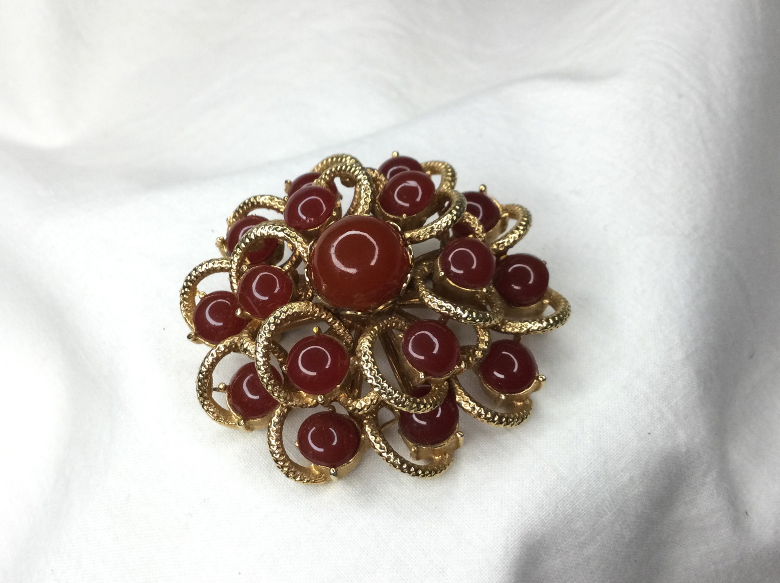Vintage Sunburst Flower Swirl Brooch Pin Carnelian Goldtone 2” Multi Stone Retro