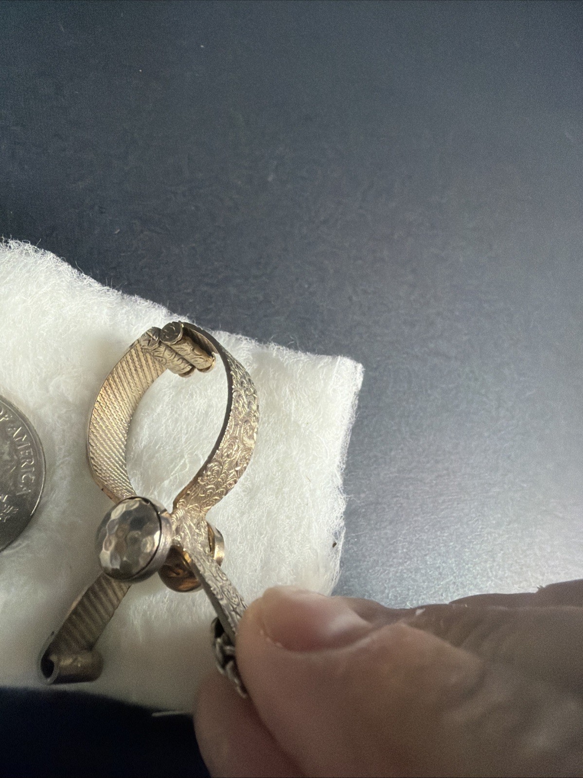 Vintage Silver Tone Metal Purse Glove Clip Holder Handkerchief Scarf Chain