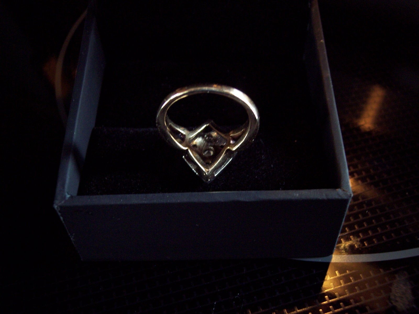 Art-Deco vintage ladies ring 9 total Diamonds .40 Carat total 5.5 grams weight