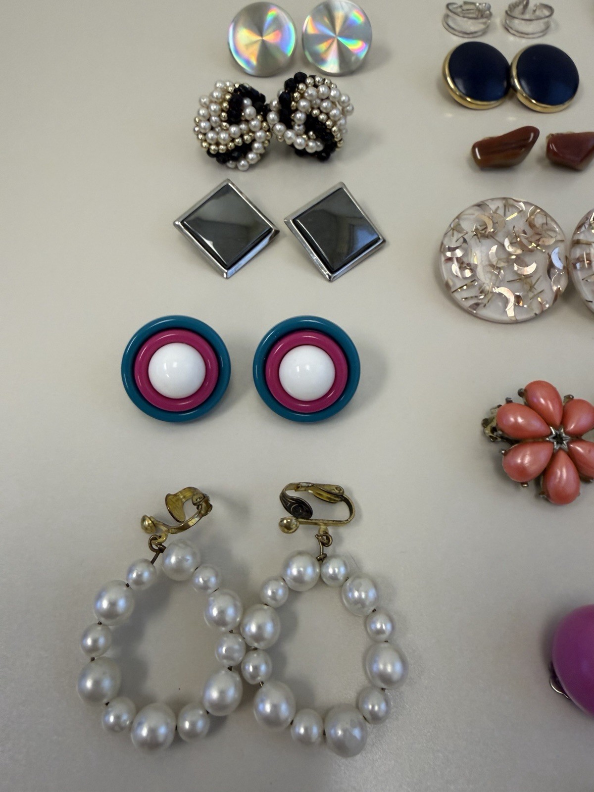 Lot Of Vintage Retro & Modern Clip On Earrings 60s 70s 80s 90s To Now 25 Pairs