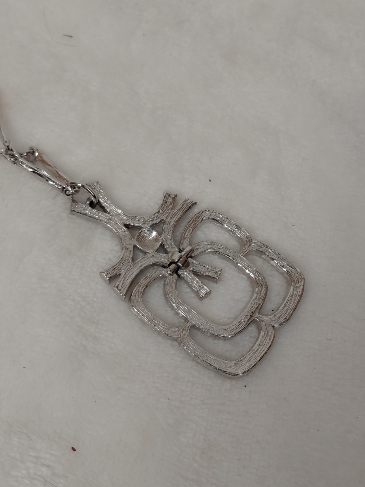 Vintage 1974 Avon Mayan Pendant Necklace Silver Tone Modernist Brutalist Hinged