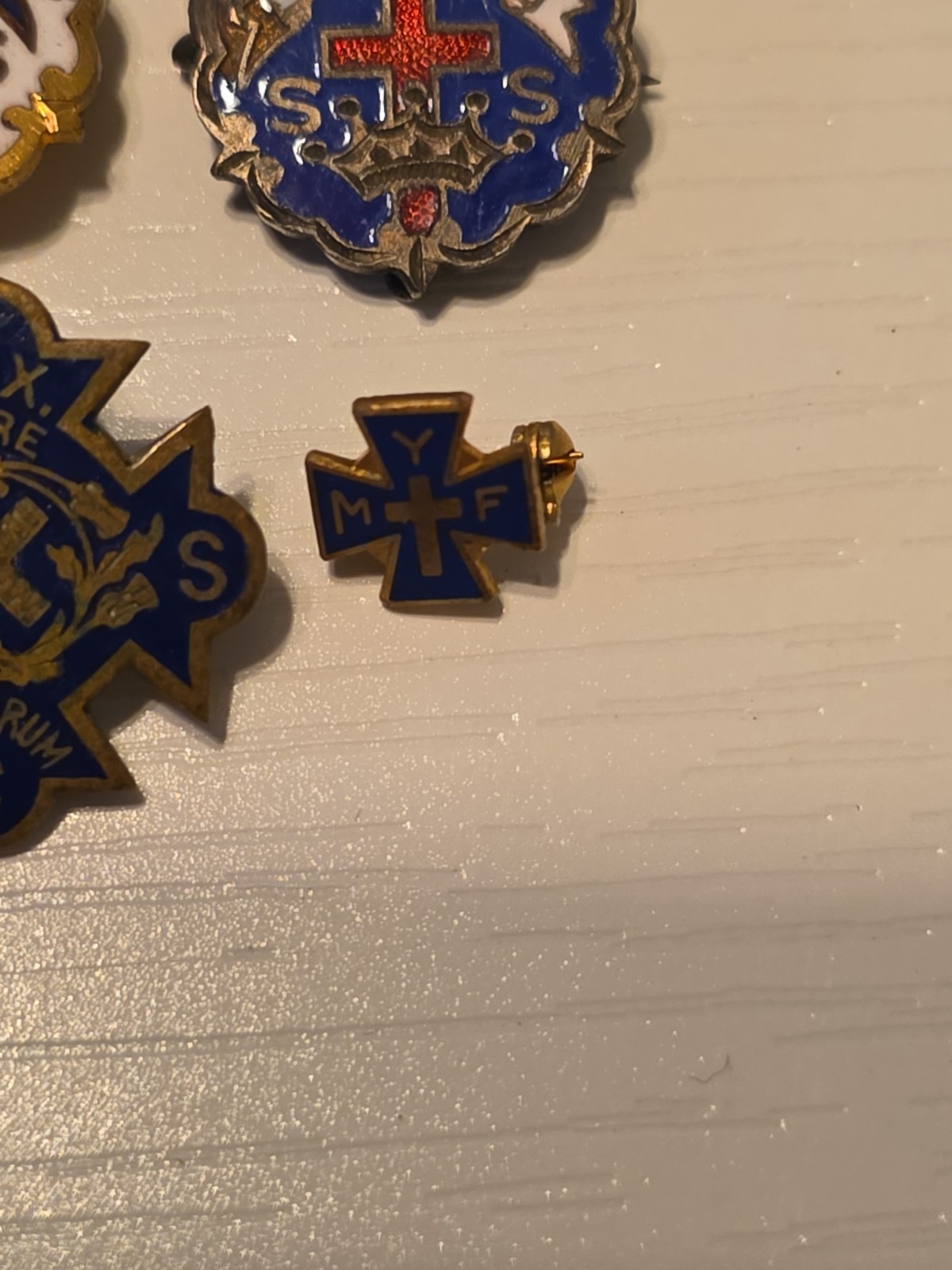 4 Vintage Pins For Collection Or Resale Look At A Pictures One Is Missing Pin