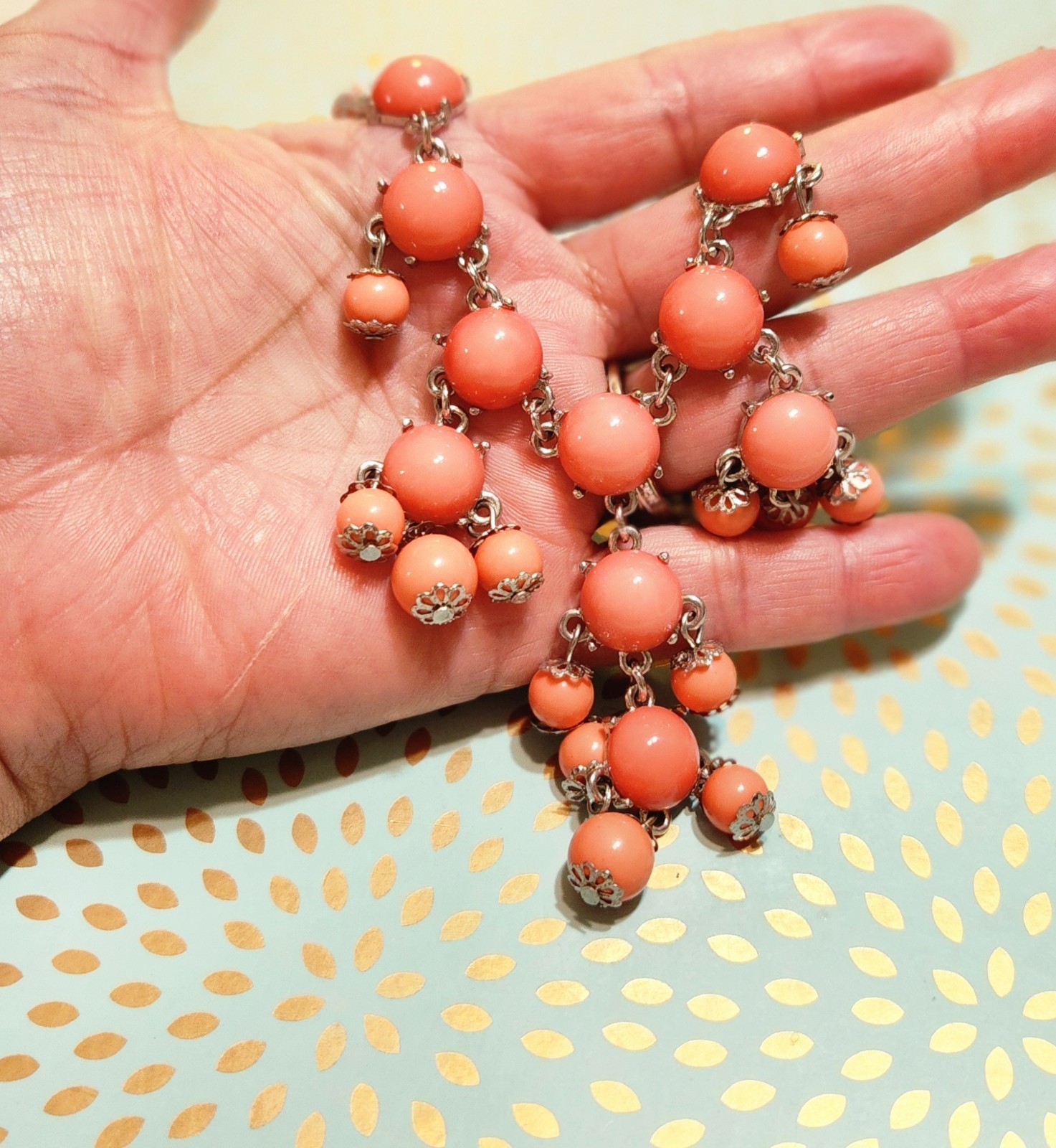 VTG Salmon Color Lucite Chandelier Silver Tone Necklace