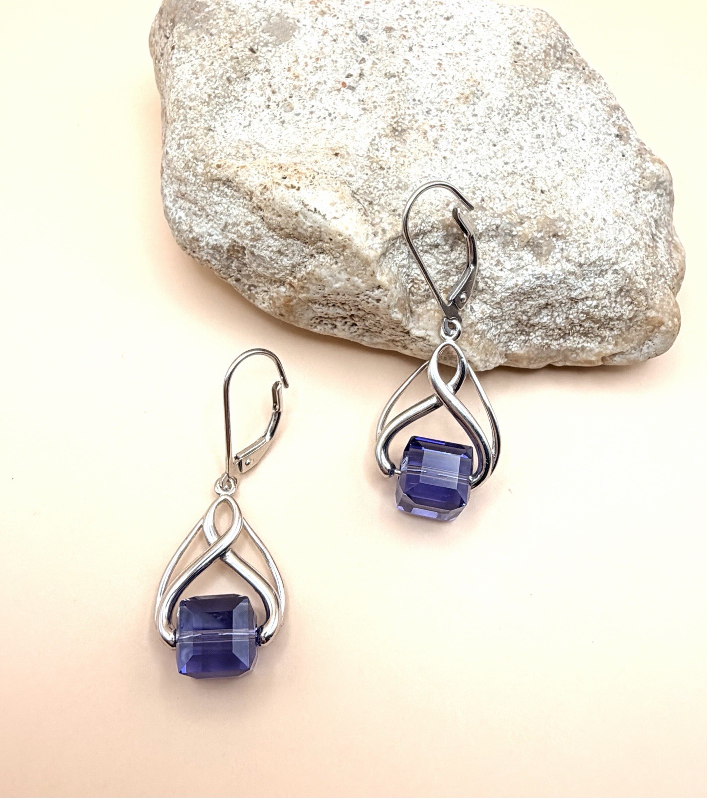 Vintage Designer FD Sterling Silver Tanzanite Cube Drop Dangle Earrings