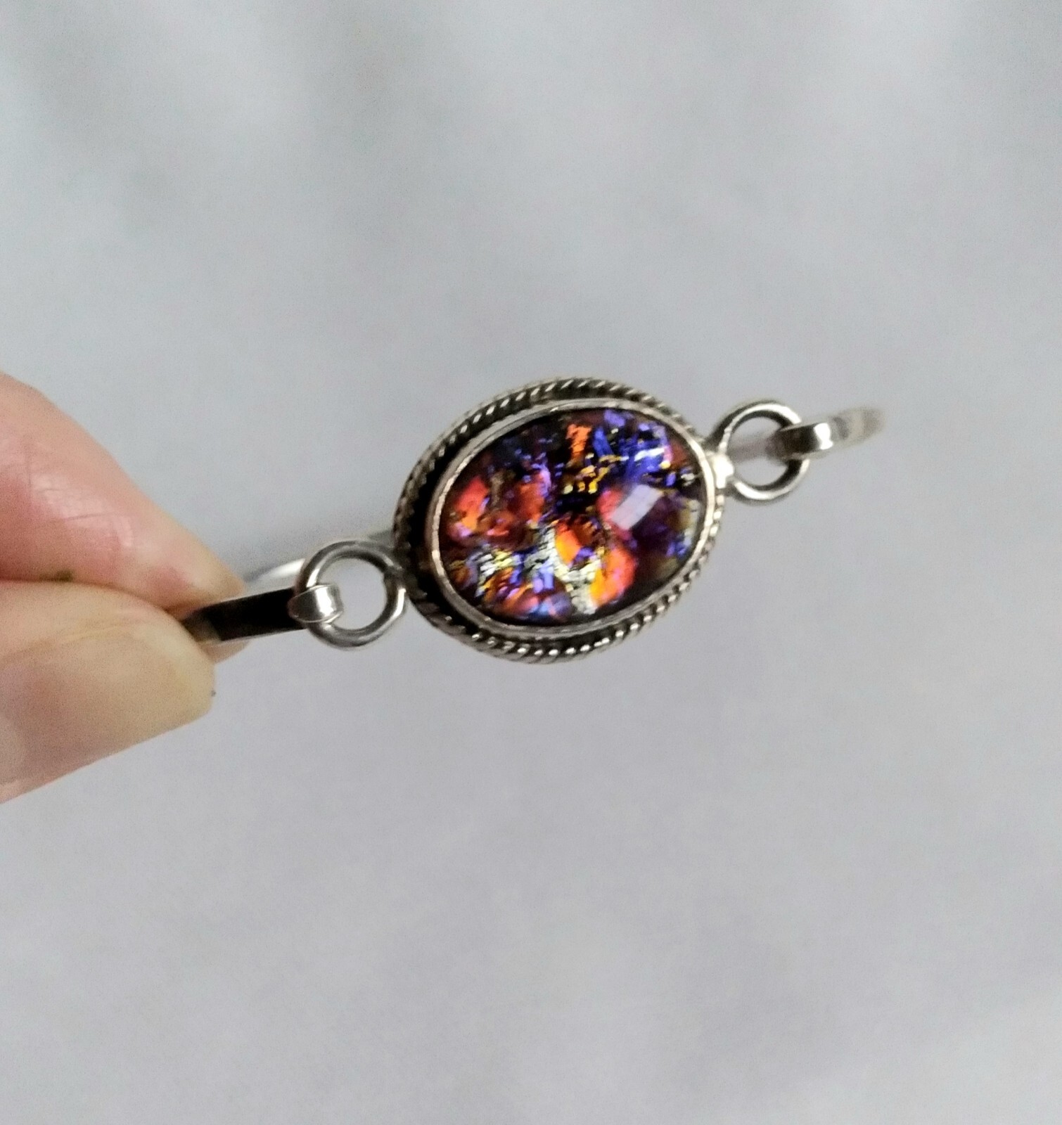 Vintage Mexico 925 Rope Accented Oval Diachroic Glass Tension Bangle Bracelet