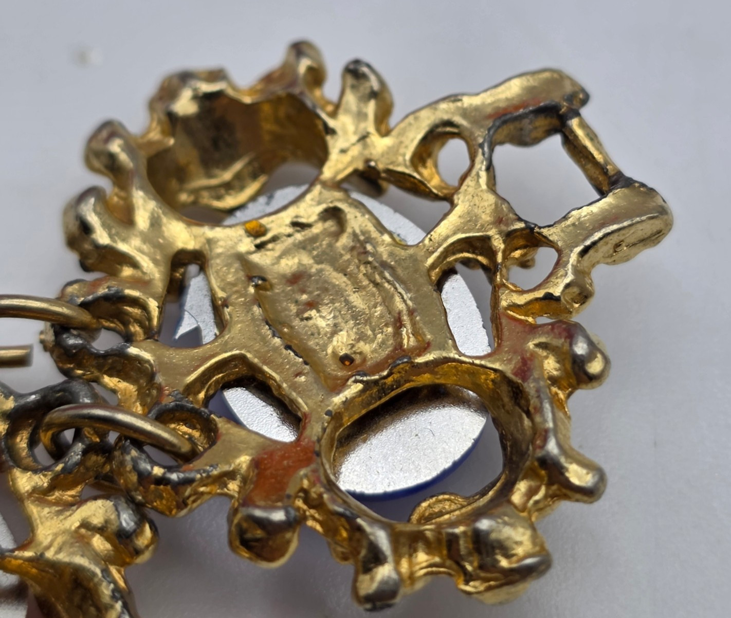 Vintage Victorian Revival Lucite Cabochon Bracelet Gold Tone Rhinestone 7.5″