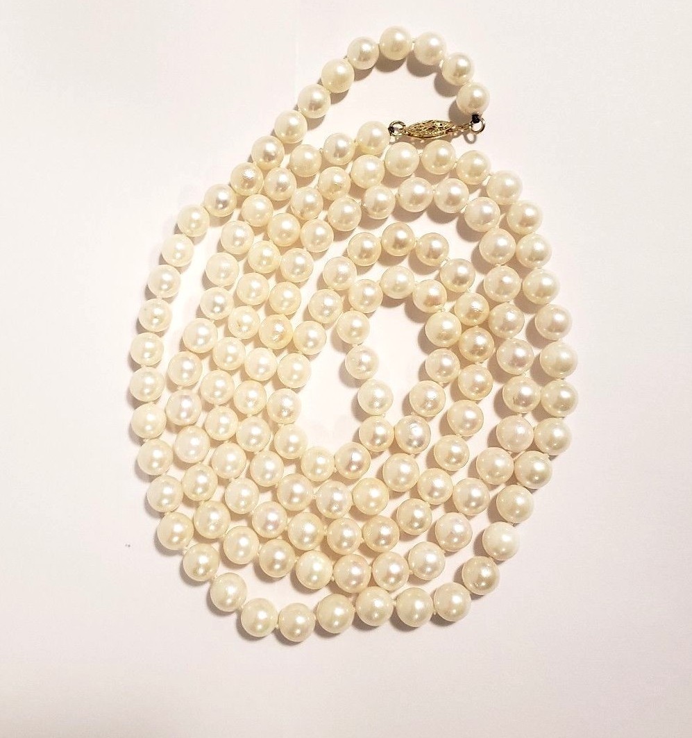 Vintage Cultured 8.4mm Pearl Necklace 14K Yellow Gold Clasp Length 48″