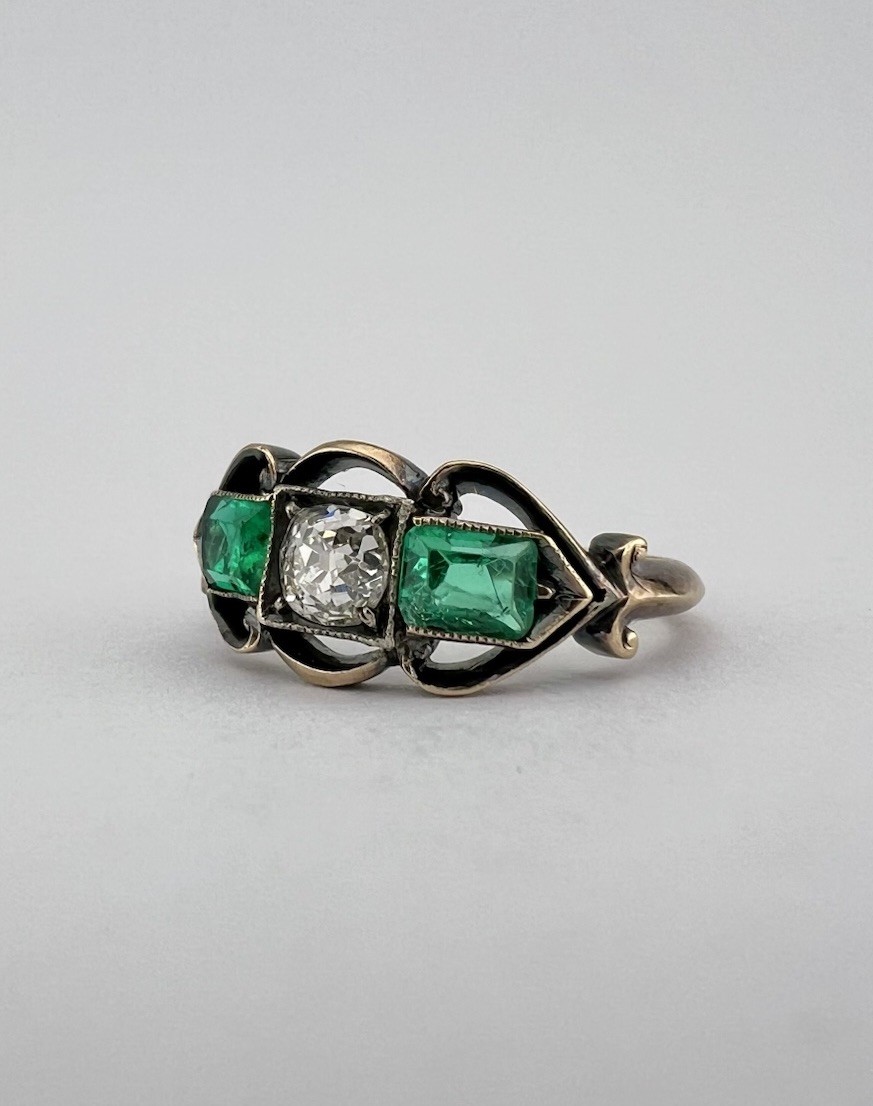 Antique Victorian 14K Rose Gold Old Mine Cut Diamond & Vivid Green Emerald Ring