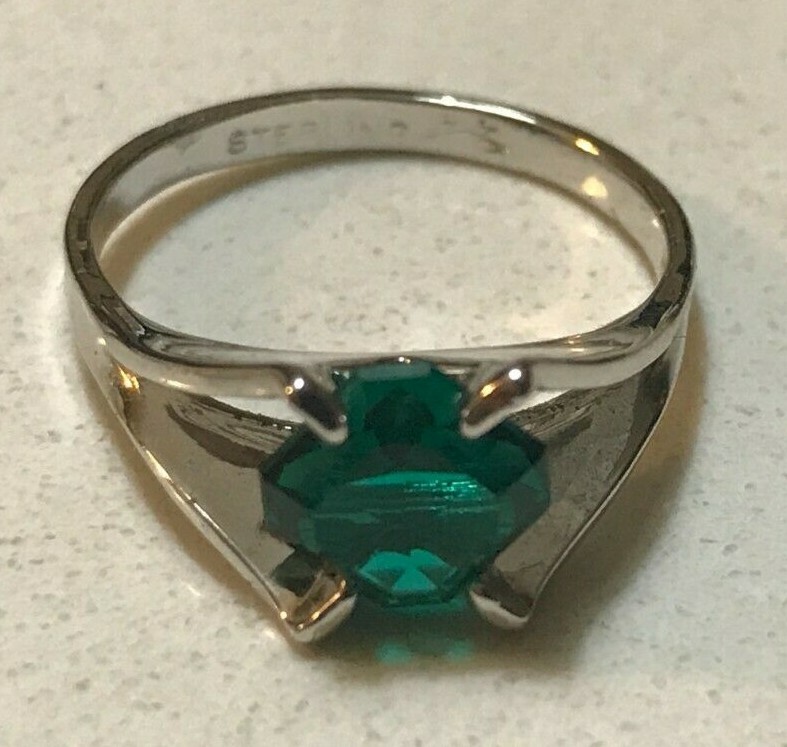 Vintage Stamped Sterling Silver & Sim. Emerald Ring Sz 7 Vargas May Birthstone