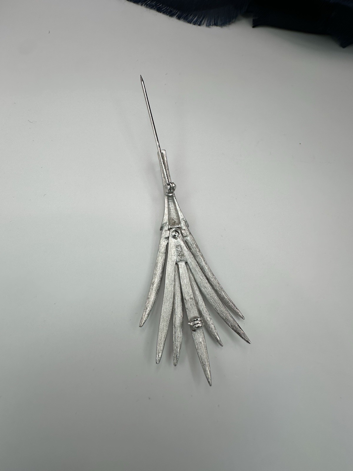 Vintage PIM Brooch Silver Tone Plant