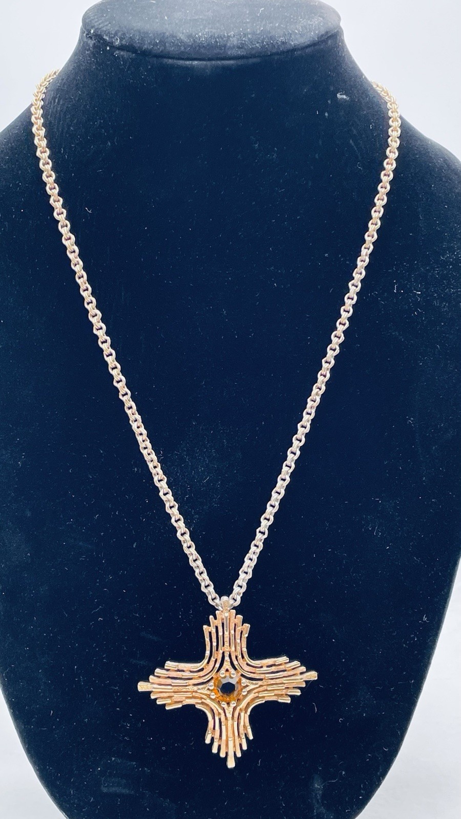 1978 Sarah Coventry Goldtone OMEGA Maltese Cross Rhinestone Pendant 24″ Necklace