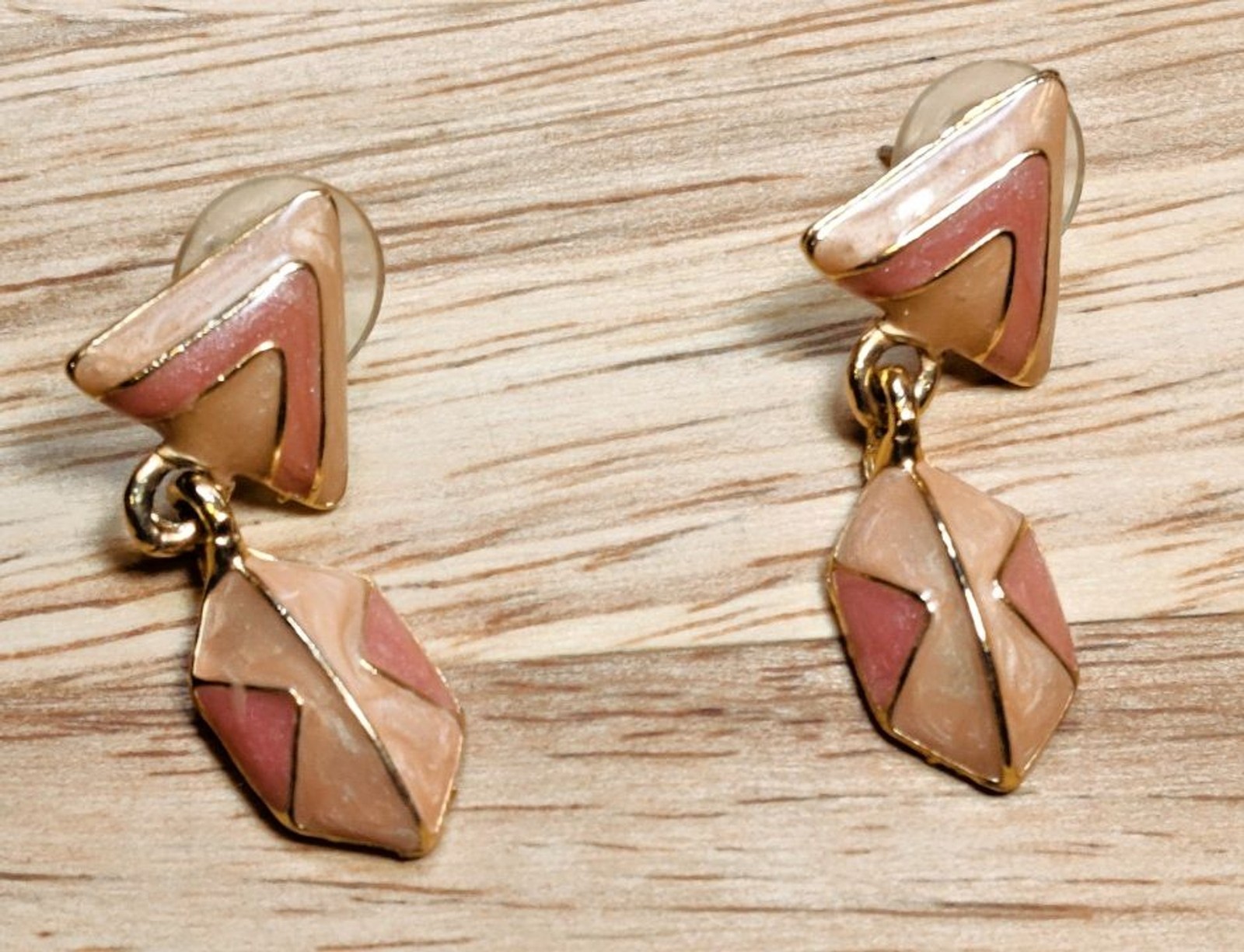 Vintage Enameled Stud Dangle Earrings Peach Light Brown Gold Tone Retro Pretty