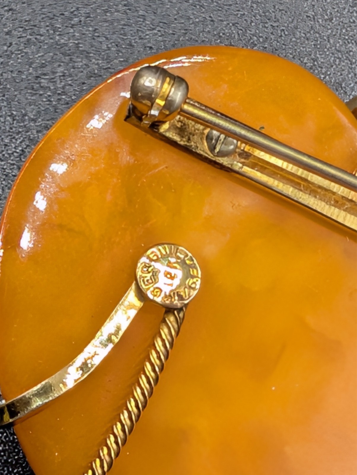 Vintage Amber Guild Heart Shaped Brooch Pin 12K Gold Filled