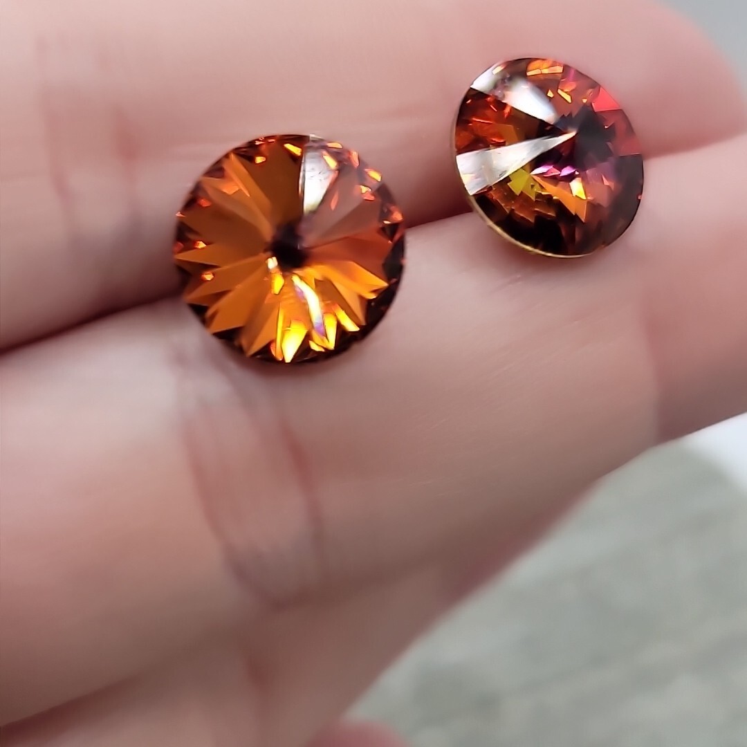 Vtg Iridescent Pink Orange Red Reflective Shiny Round Stud Earrings