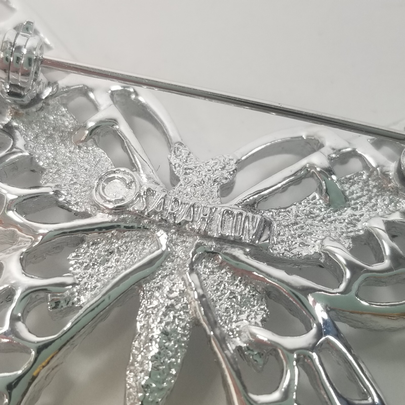 Signed Sarah Coventry Vintage 1971 Silver Tone Madame Butterfly Brooch 2.5″