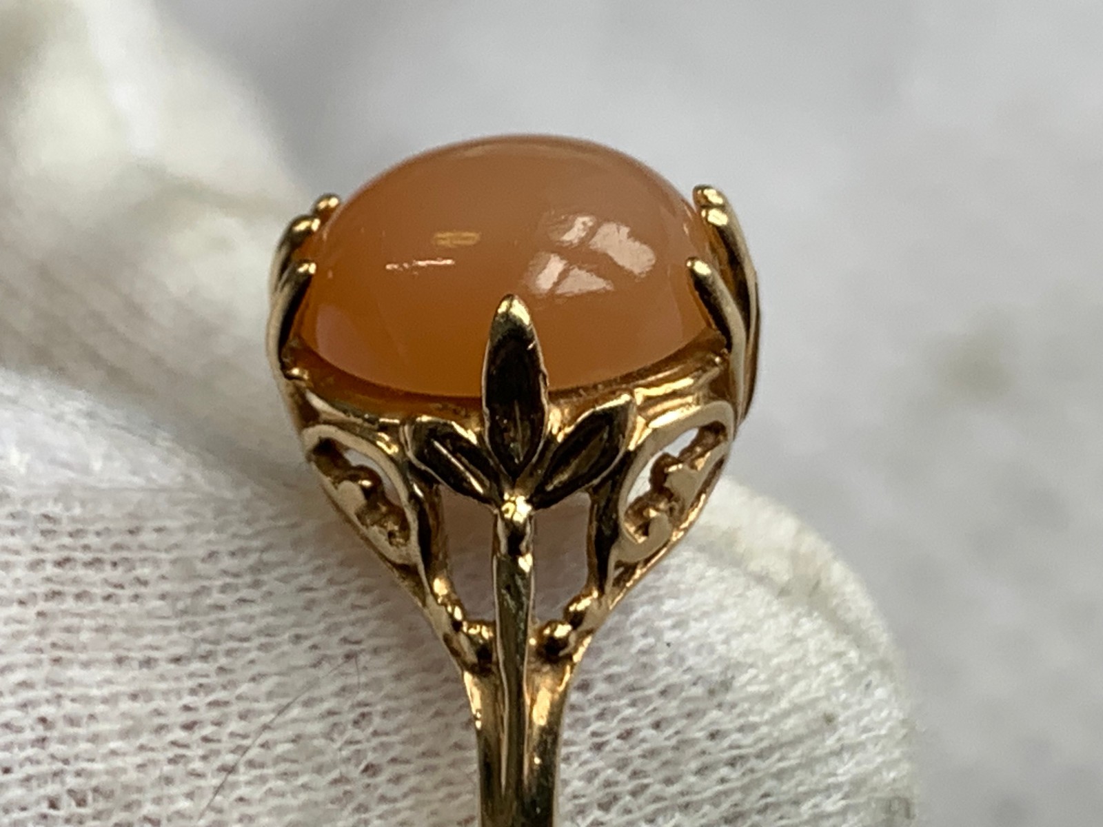 Vtg 10K Yellow Gold Ring 2.82g Fine Jewelry Size 7 Band Peach Color Stone *READ*