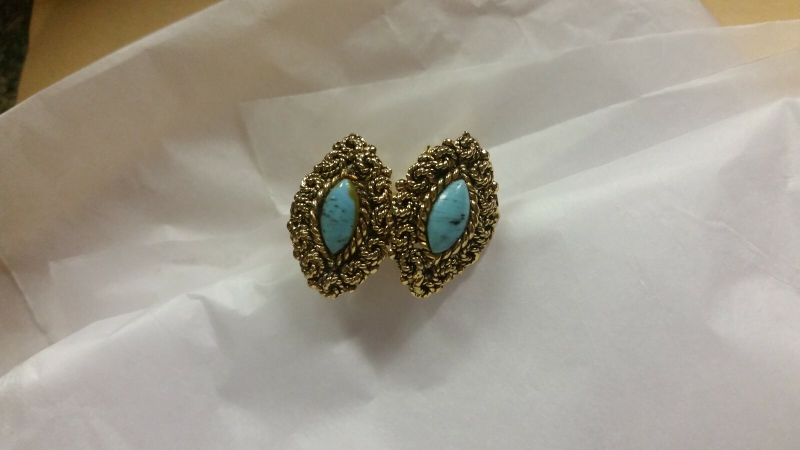 TACOA Gold Tone Filigree Cuff Links with Turquoise Stone – Pat. 2920363