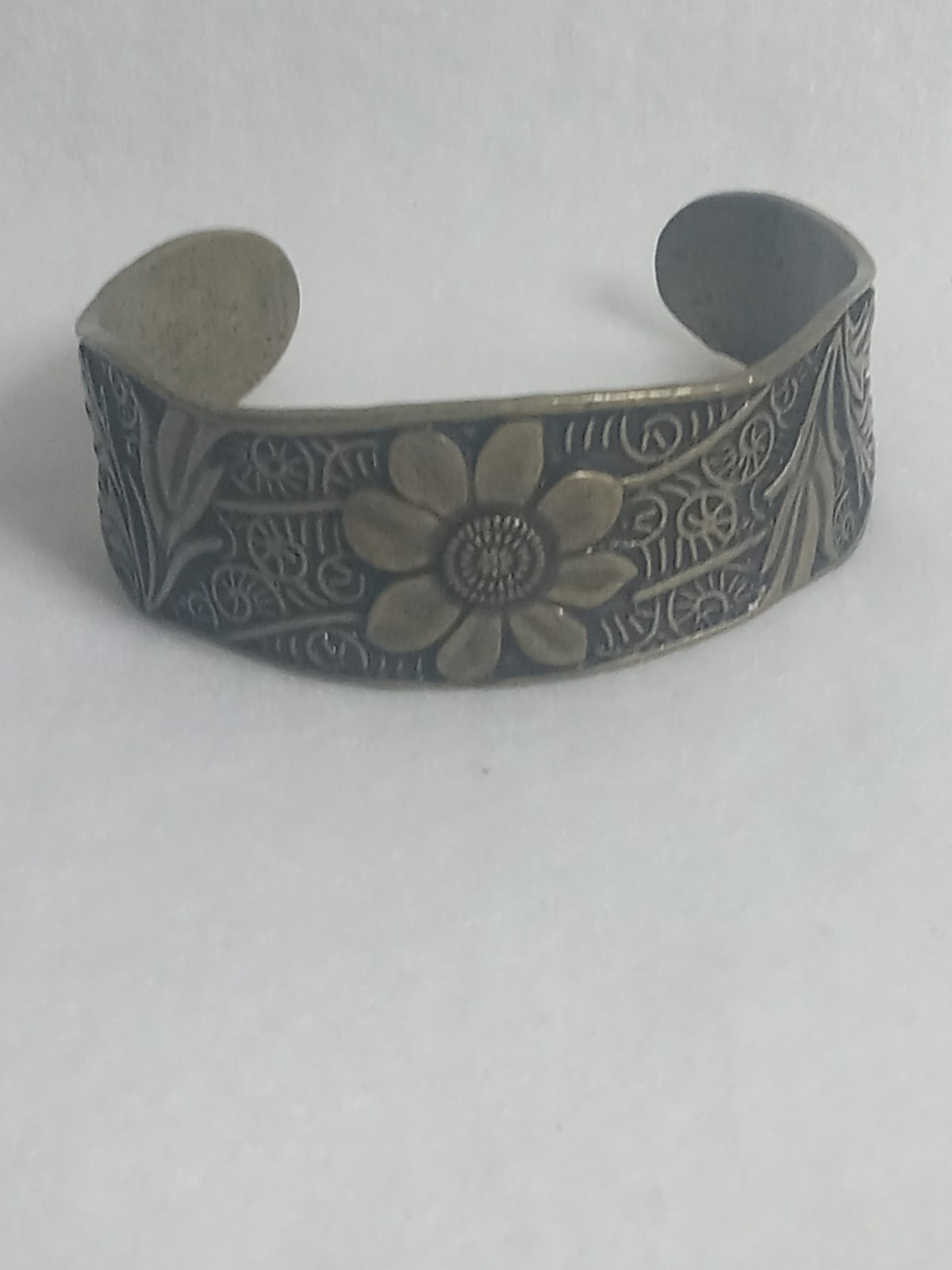 Vintage Brass Cuff Bracelet Embossed Daisy Floral Stamped Statement Bangle Gift
