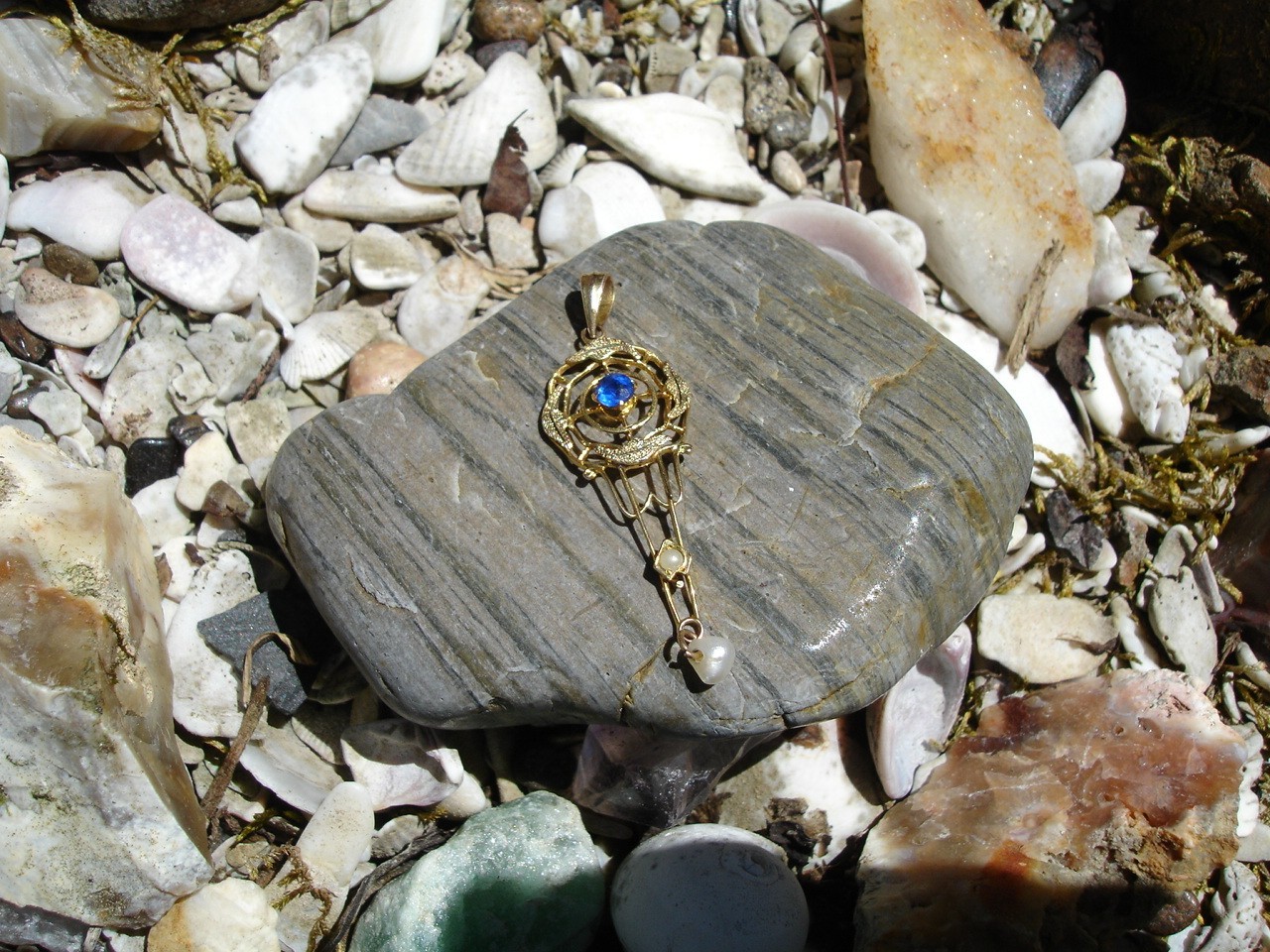 antique 10K gold blue birthstone Lavalier Pendant charm dangle drop wind pearl