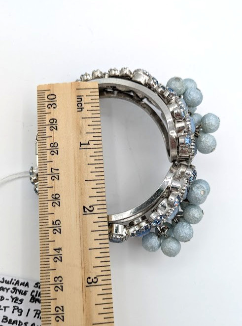 Vintage D & E JULIANA Clamper Bracelet VERIFIED Blue Givre Rhinestone Beaded
