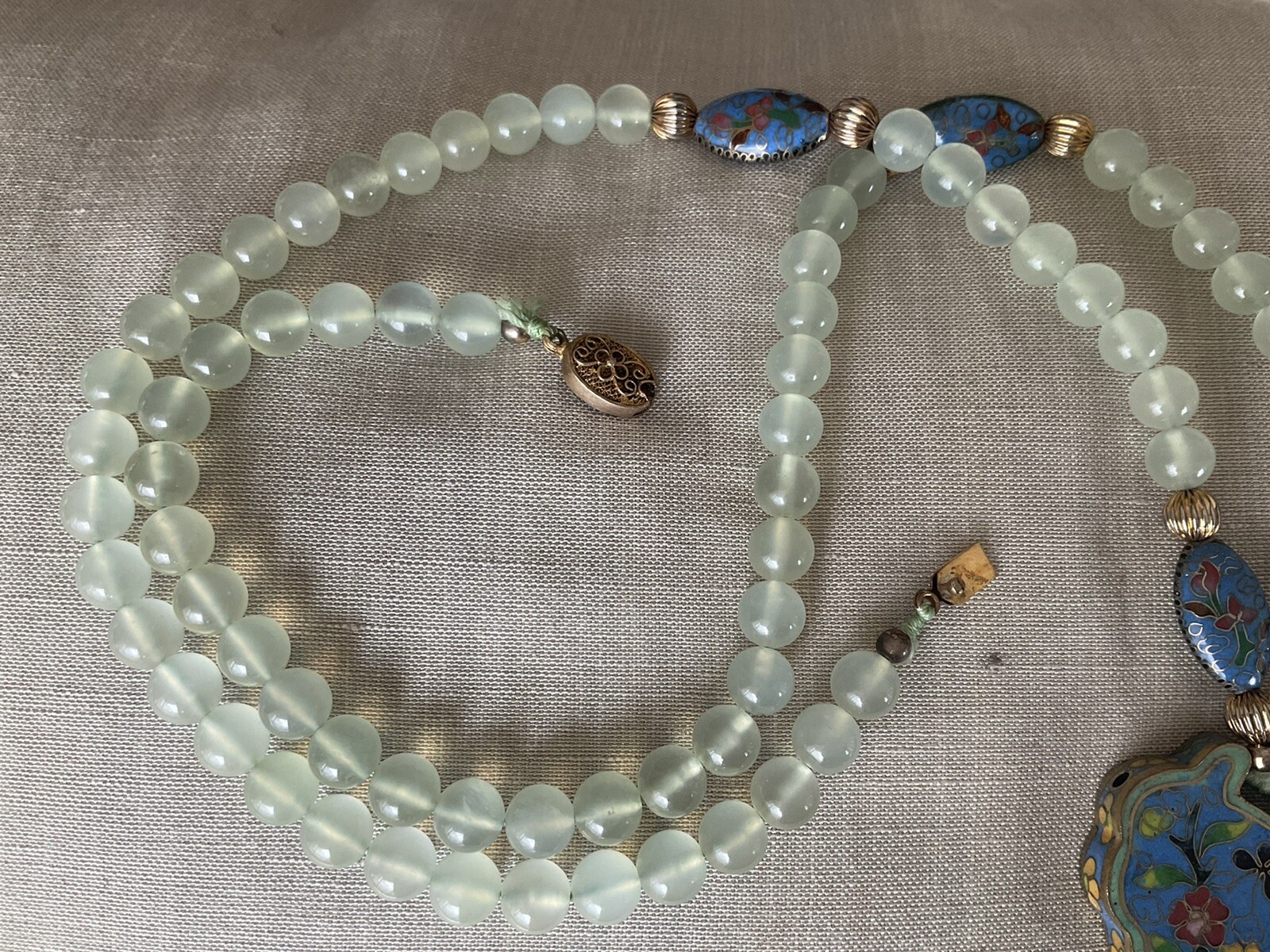Vintage 8.4mm Jade Bead 30” Necklace w/Blue Floral Cloisonne Pendant+Stations