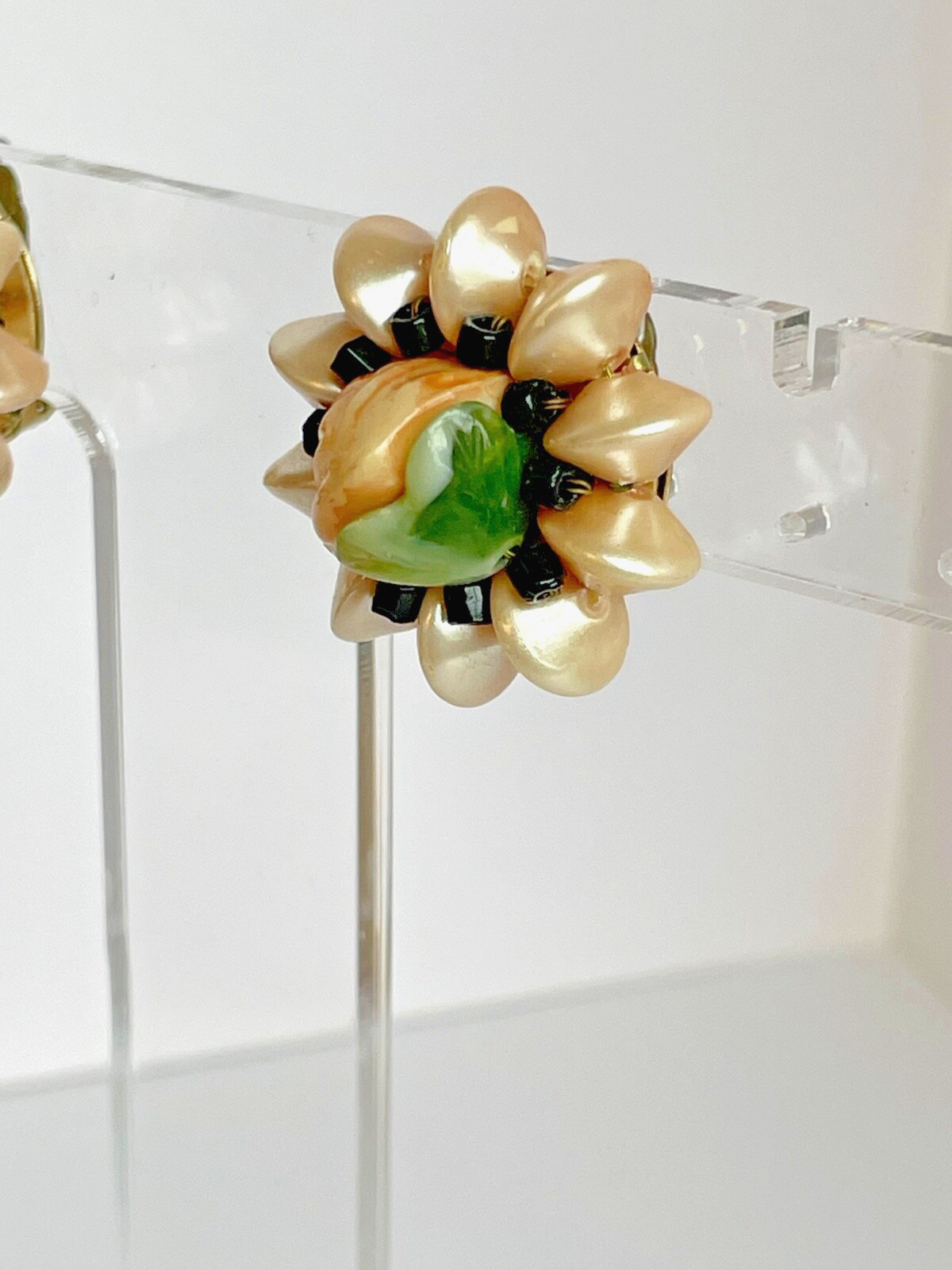 Shell & Acrylic Flower & Leaves Vintage Clip Earrings-G 92
